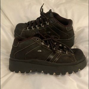 Vintage Y2K platform sketchers